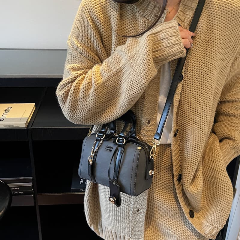 Fashion stitching handbag Boston bag 2025 new women's bag texture versatile niche simple shoulder crossbody bag 5