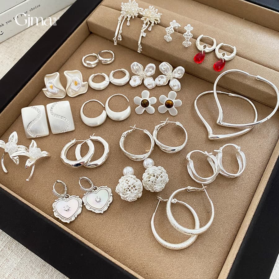 French cold style simple geometric flower ear love ring light luxury high-end earrings fashionable personality versatile earrings 4