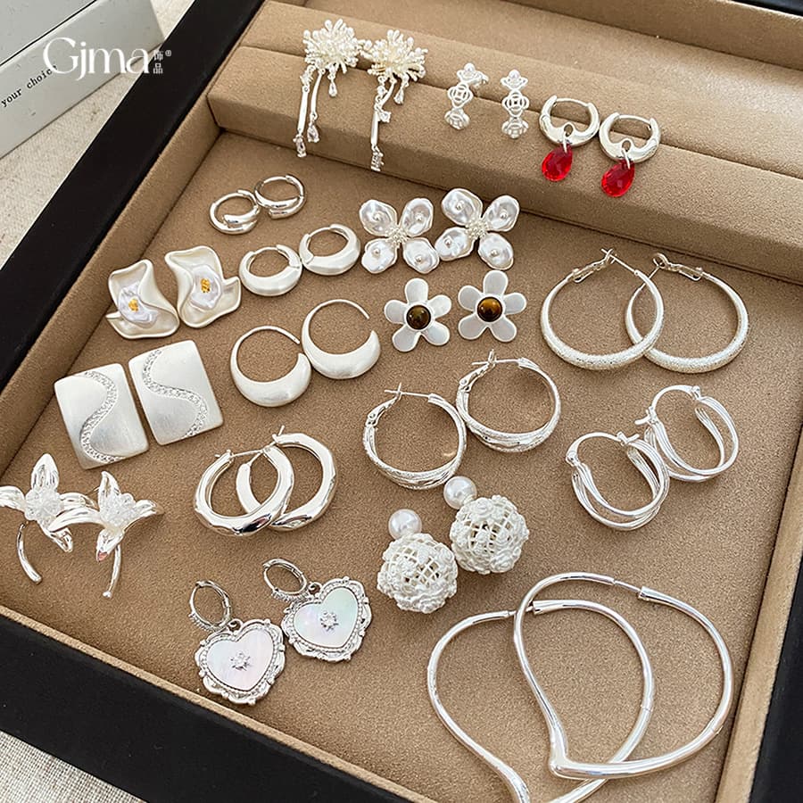 French cold style simple geometric flower ear love ring light luxury high-end earrings fashionable personality versatile earrings 1
