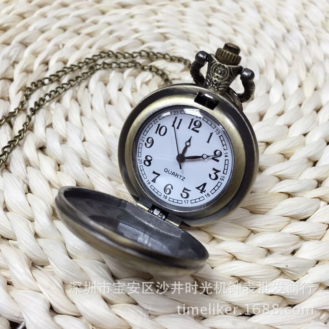 Medium Patch Pocket Watch Long Sweater Necklace Watch Creative Gift Handmade Customized Photo Taobao 4