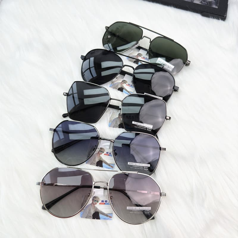 New men's polarized sunglasses wholesale, mixed batch of metal polarized glasses, toad glasses, driving sunglasses 6