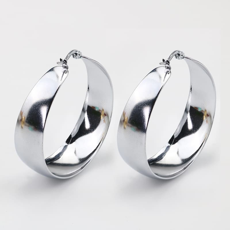 European and American fashion, simple personality, trendy women's exaggerated large earrings, titanium steel ear buckles, stainless steel wide-brimmed large earrings wholesale 9