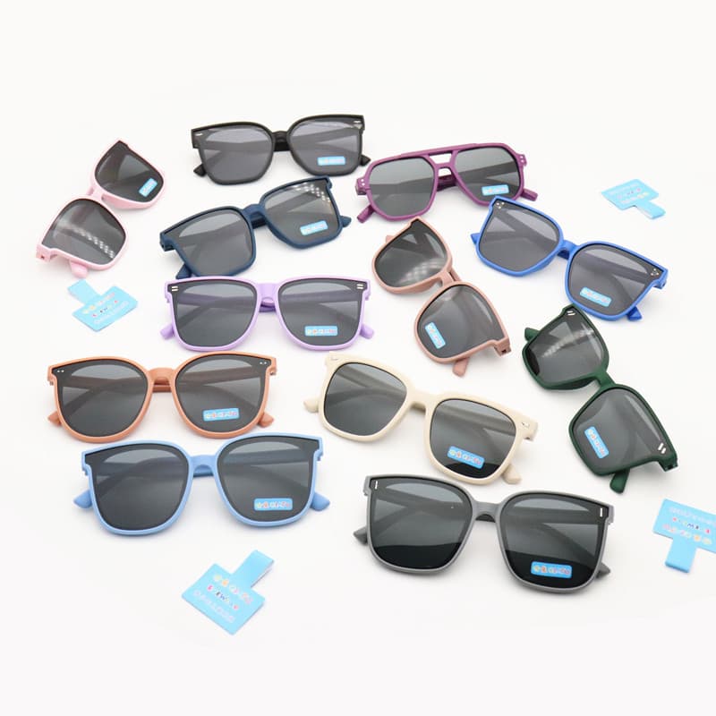 Children's polarized sunglasses wholesale, boys and girls silicone super soft polarized glasses, fashionable kids and baby sunglasses 3