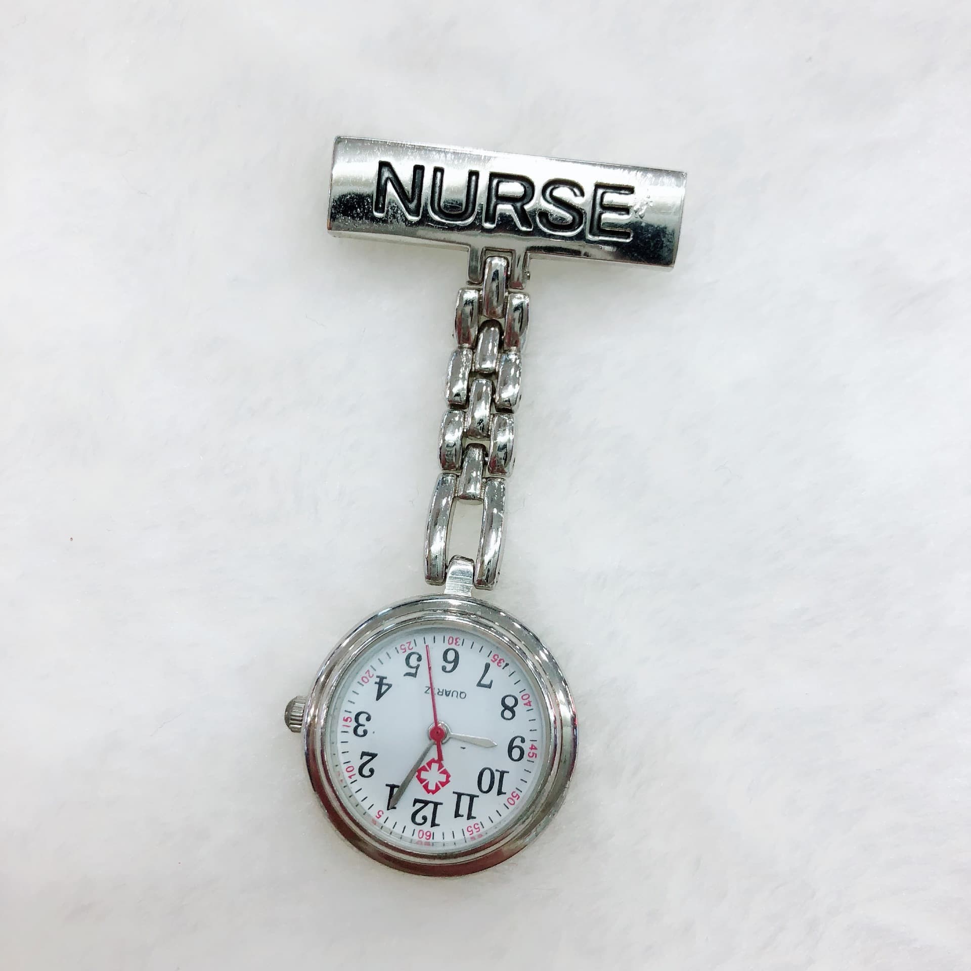 Spot medical hanging watch zinc alloy pin thin strap nurse watch creative gift watch Korean version simple hanging watch 2