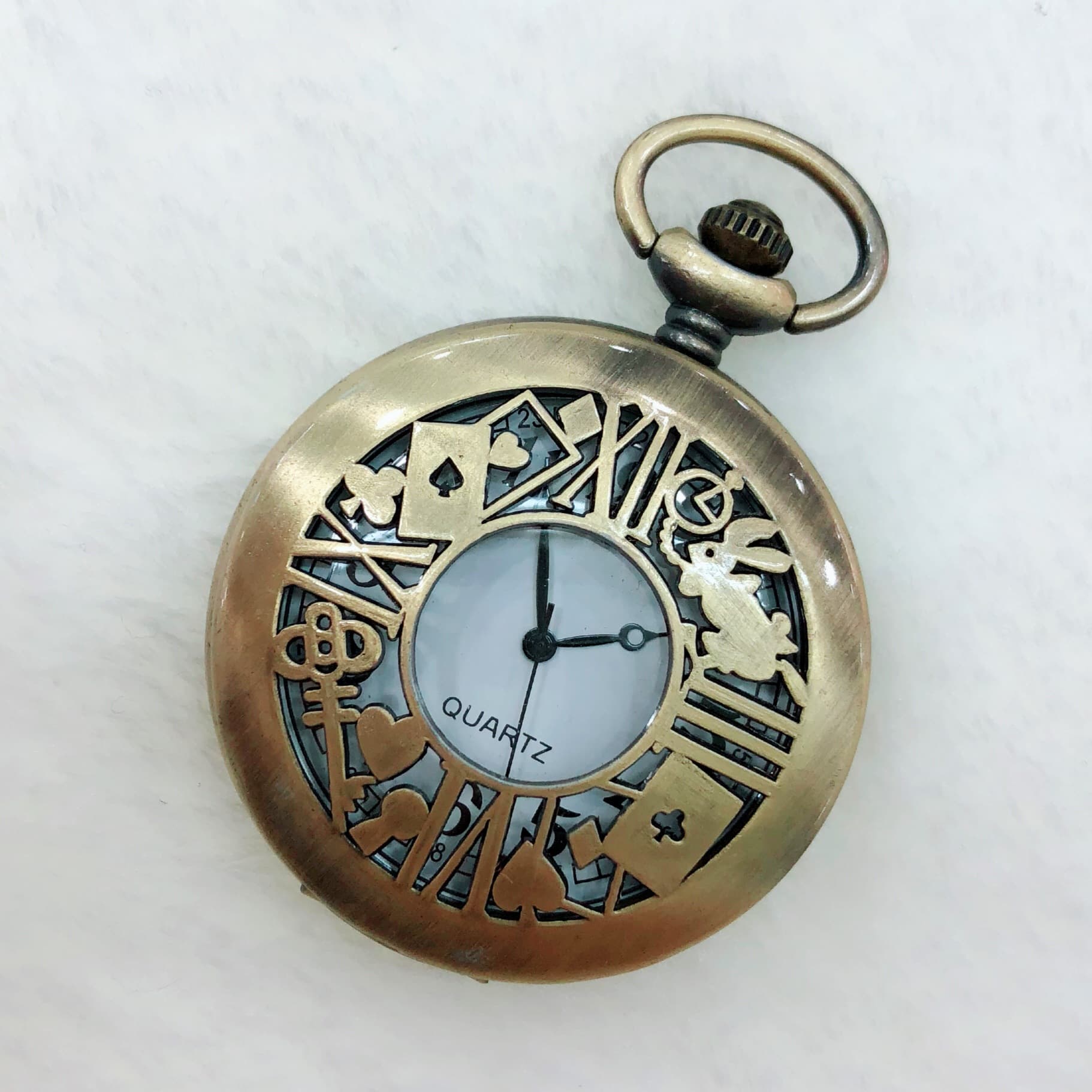 Foreign trade retro nostalgic small pocket watch little girl rabbit pocket watch hollow quartz watch fashion gift 2