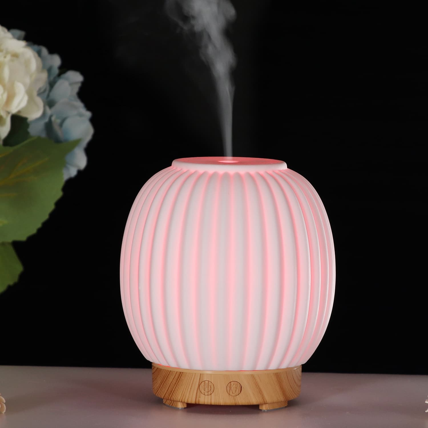 Manufacturer wholesale new ceramic humidifier aromatherapy machine small household appliances aroma diffuser aromatherapy night light essential oil diffuser 1
