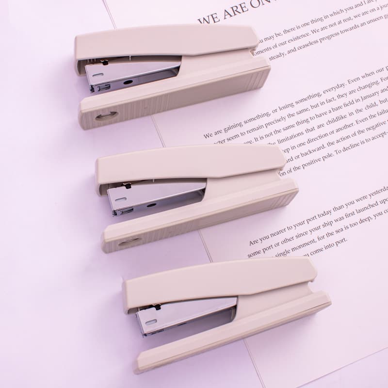 Handheld stapler card puncher office stapler bouquet packaging greeting card punch pliers 6