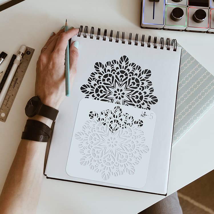 Amazon hot selling mandala template plastic hollow drawing template diy art accessories drawing ruler factory direct sale 4