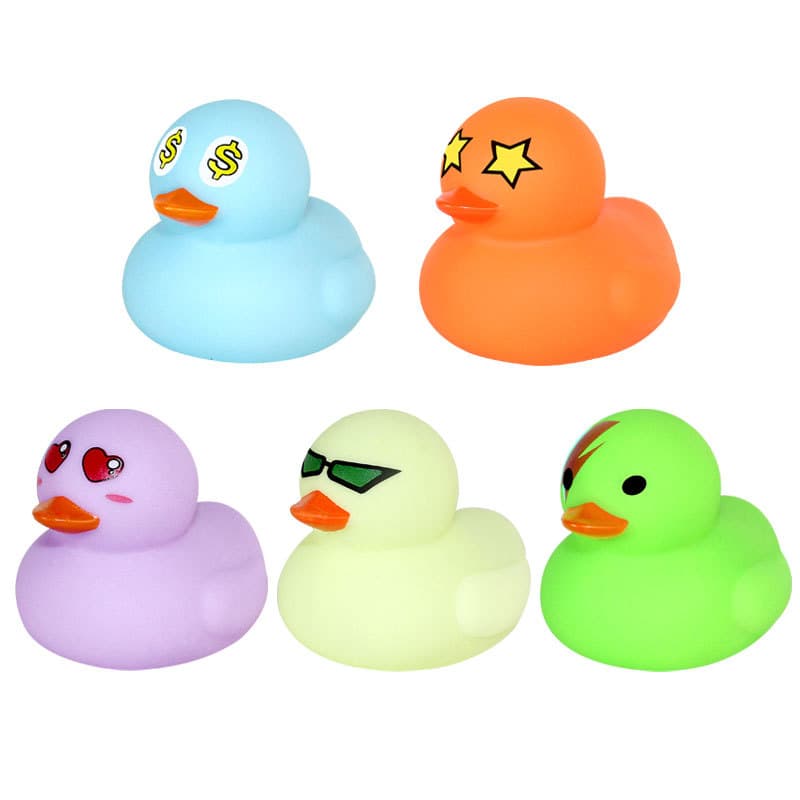 Hong Kong version of the little duck toy baby bathing and playing in the water No. 8 little yellow duck toy children's educational pinch and cry sound 8