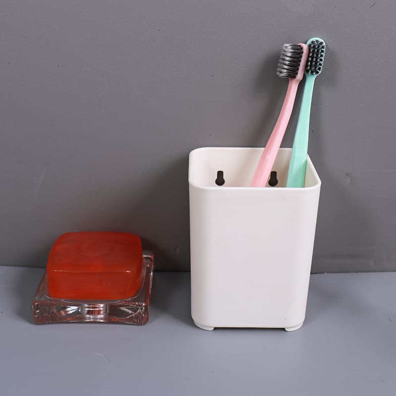 Small pen holder Nordic personality creative simple pen holder trendy ins office desk wall debris storage box 3