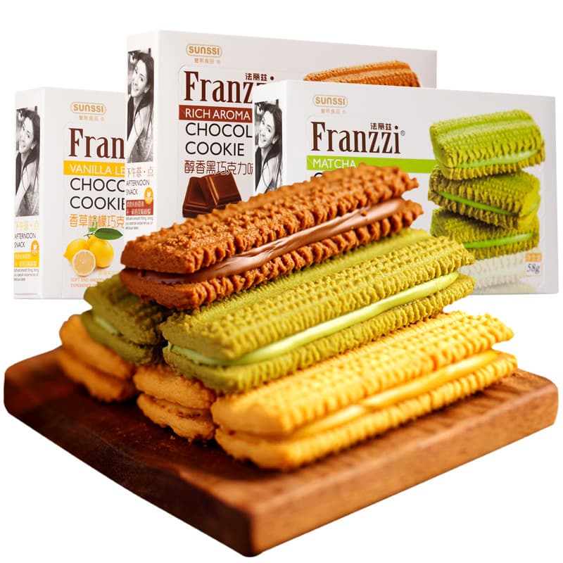 Fariz Internet celebrity delicious snack gift package matcha sandwich biscuits cookies snacks snacks snacks wholesale