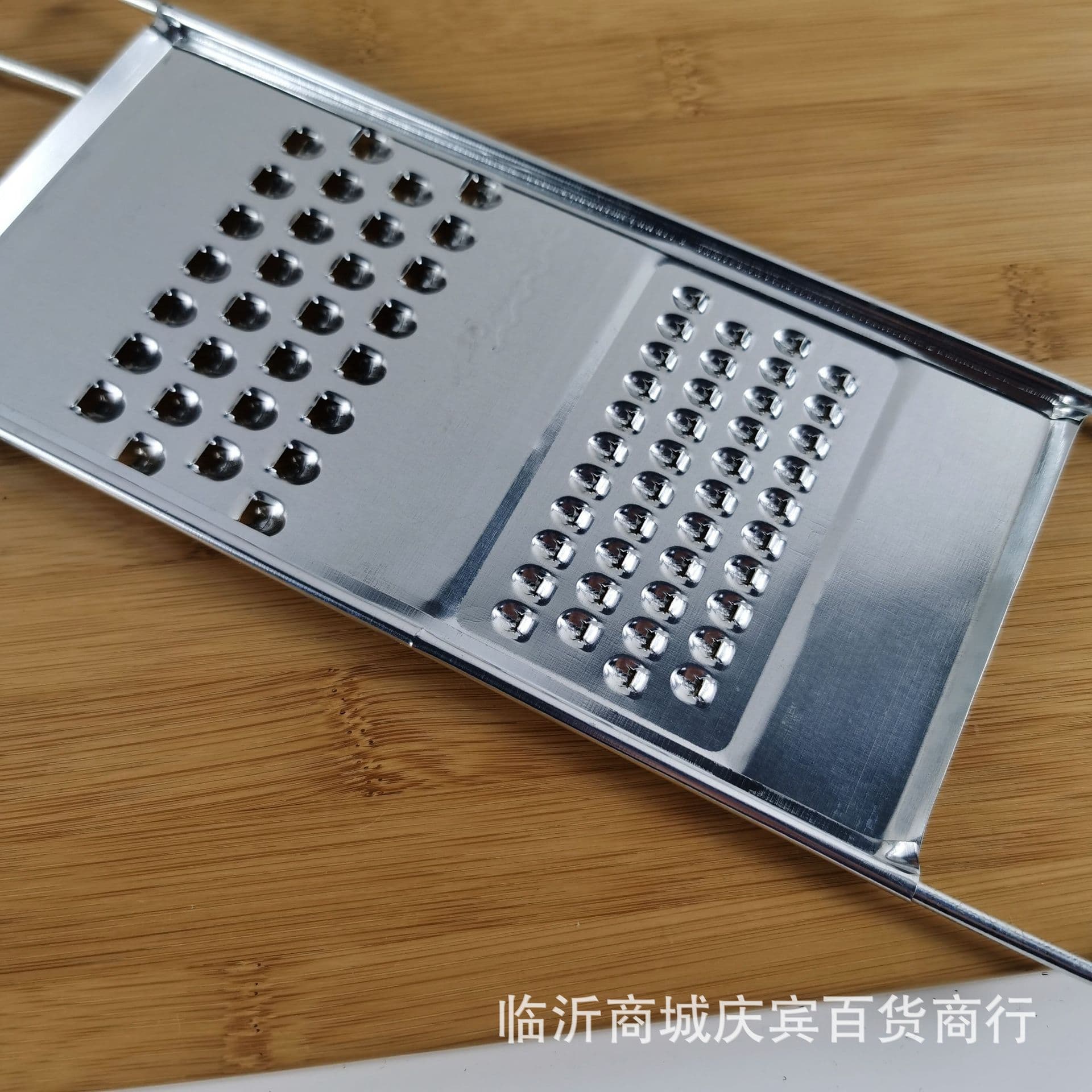 Iron harvester, iron vegetable cutter, grater, potato shreds, iron grater, grater, 2 yuan store supply 5