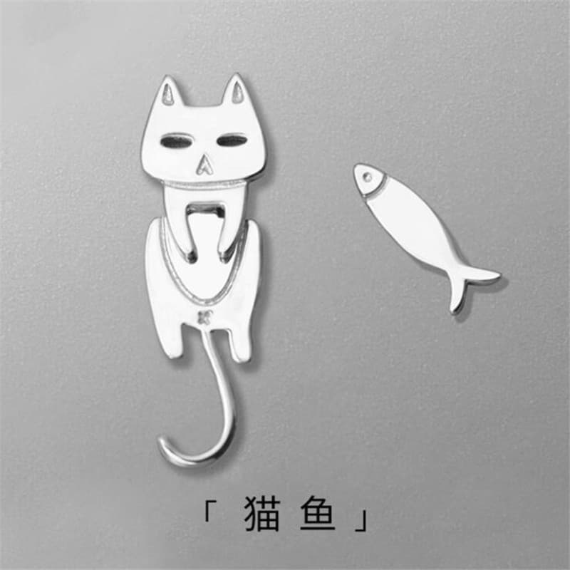 Korean style fashionable asymmetric cat fish temperament cute little fish cat earrings for women 2