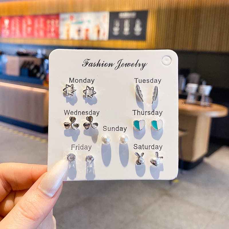 One-week earring set 2025 new trendy women's simple, compact and versatile Internet celebrity temperament, no need to take off earrings for sleeping 10