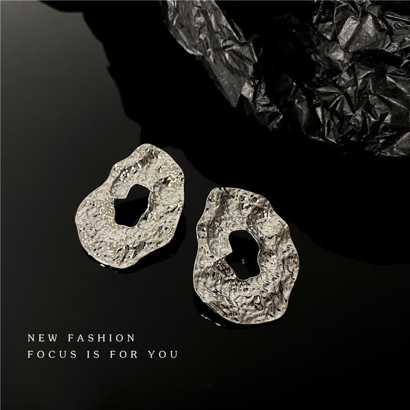 2026 New Style European and American Irregular Metal Earrings Women’s Trendy Personality Cold Style Korean Style Exaggerated Tremella Earrings 4