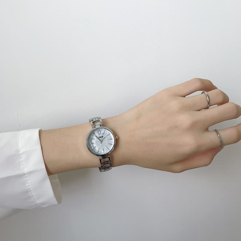 Japanese and Korean Xiaoxiang chain watch women's watch ins style college style student simple temperament fashionable atmosphere diamond 4