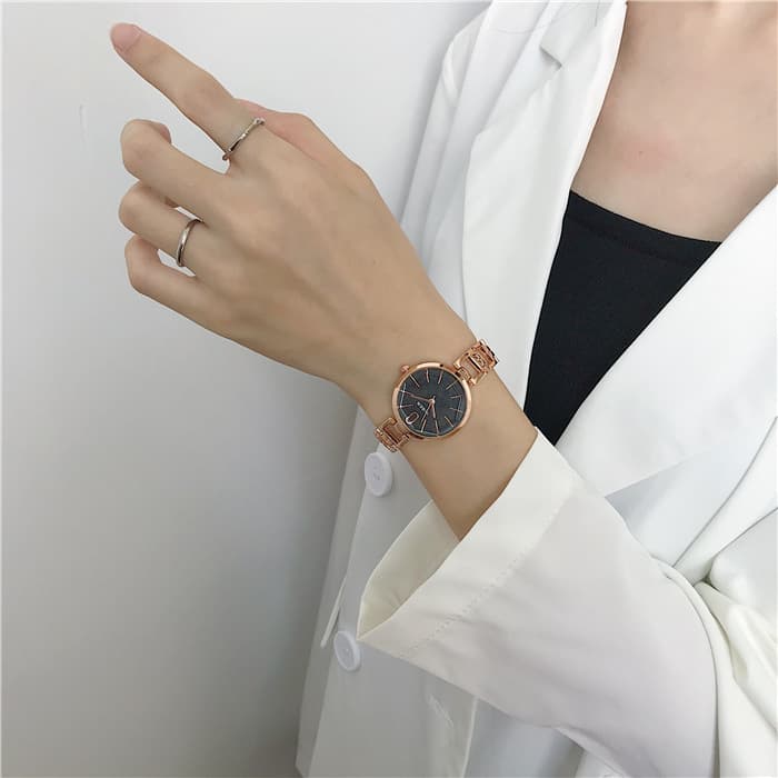 Japanese and Korean Xiaoxiang chain watch women's watch ins style college style student simple temperament fashionable atmosphere diamond 10