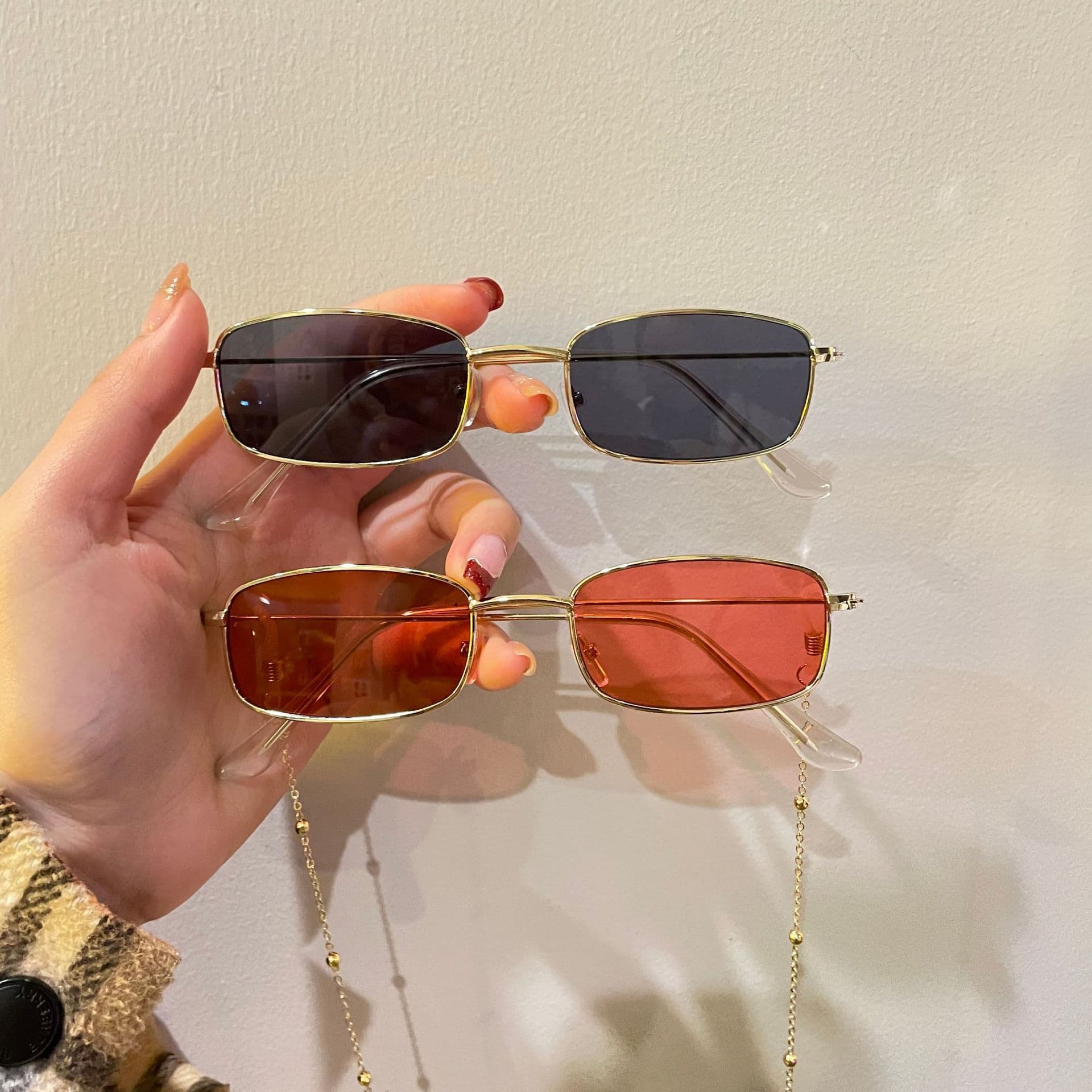 Metal small square frame sunglasses Korean style retro sunglasses men and women fashion trend sunglasses internet celebrity retro square glasses 3