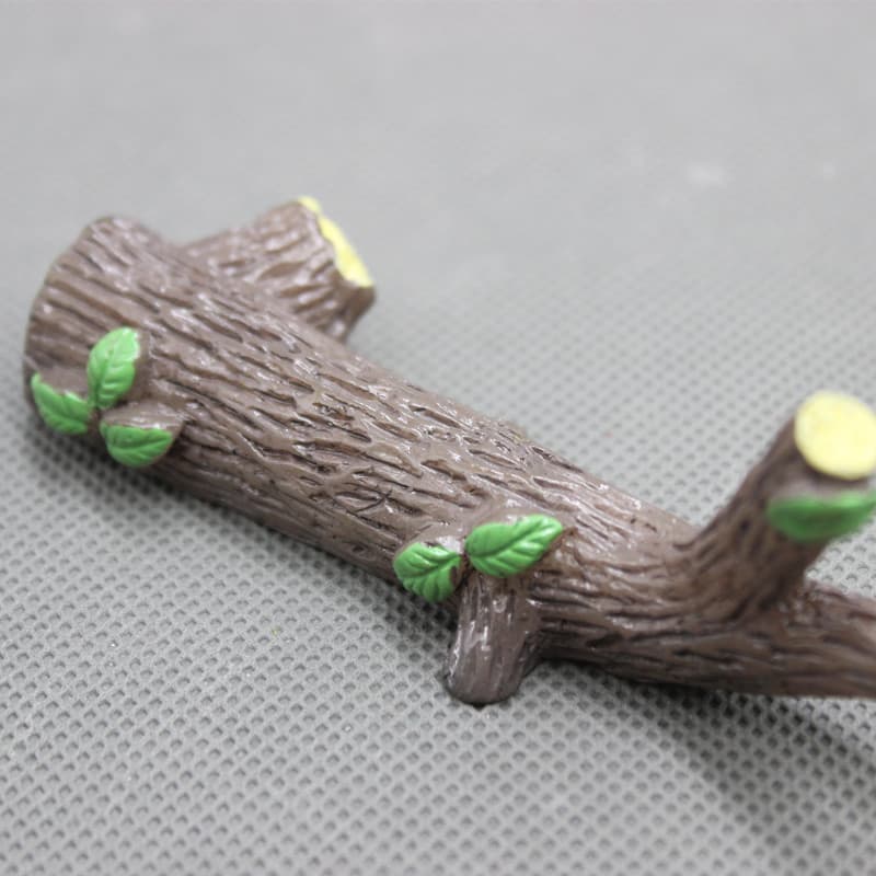 New creative fish tank accessories green leaves and big branches miniature landscape gardening dead wood cartoon car decoration base 6