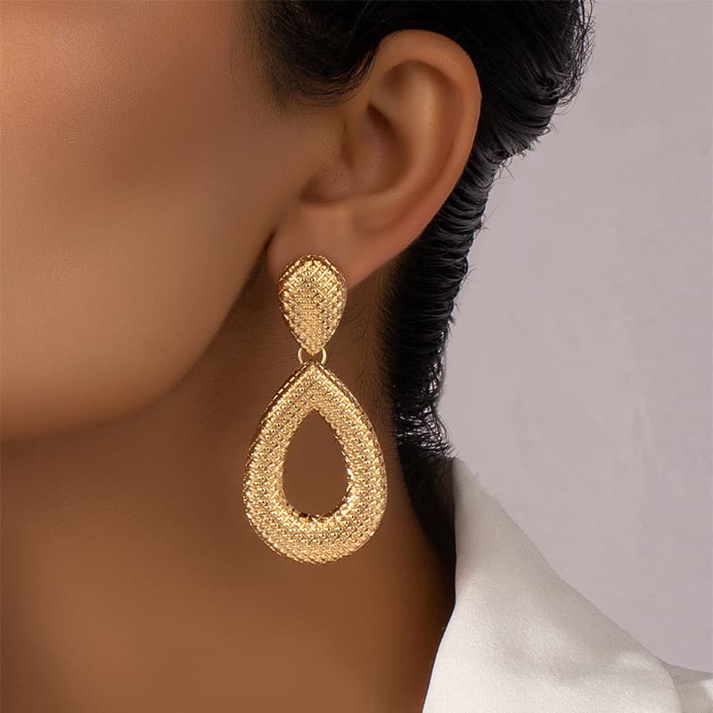 Korean retro exaggerated geometric round drop earrings bohemian style lightweight textured earrings 1
