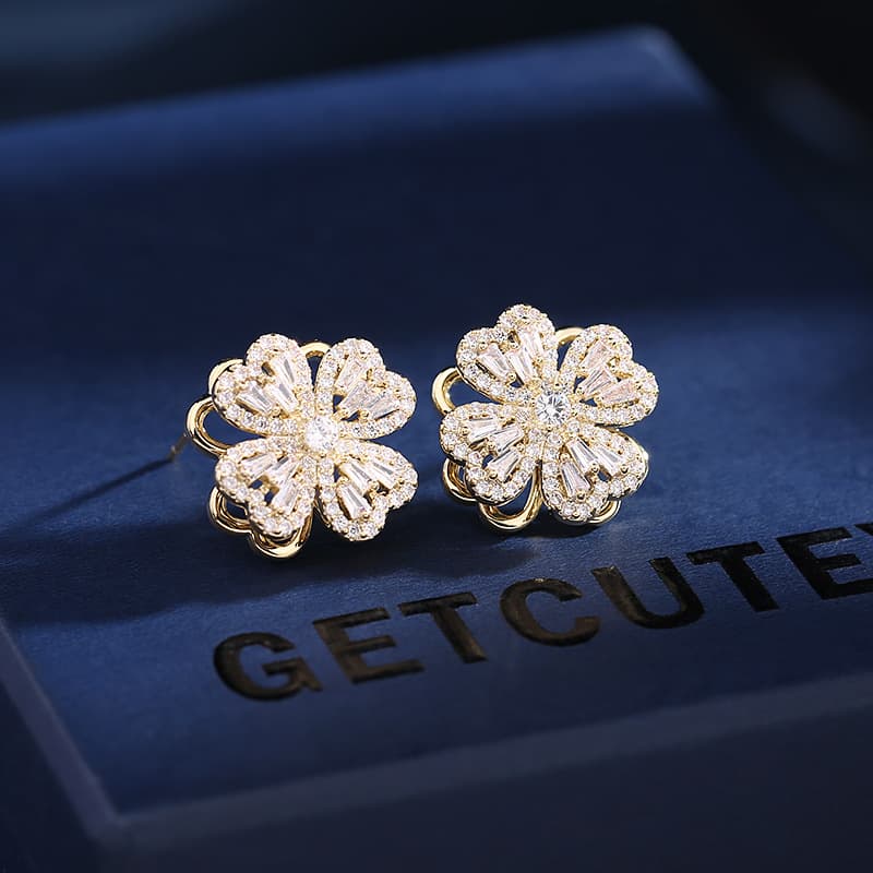 Niche design light luxury earrings ring flower clavicle chain earrings trendy rotatable clover jewelry set 10