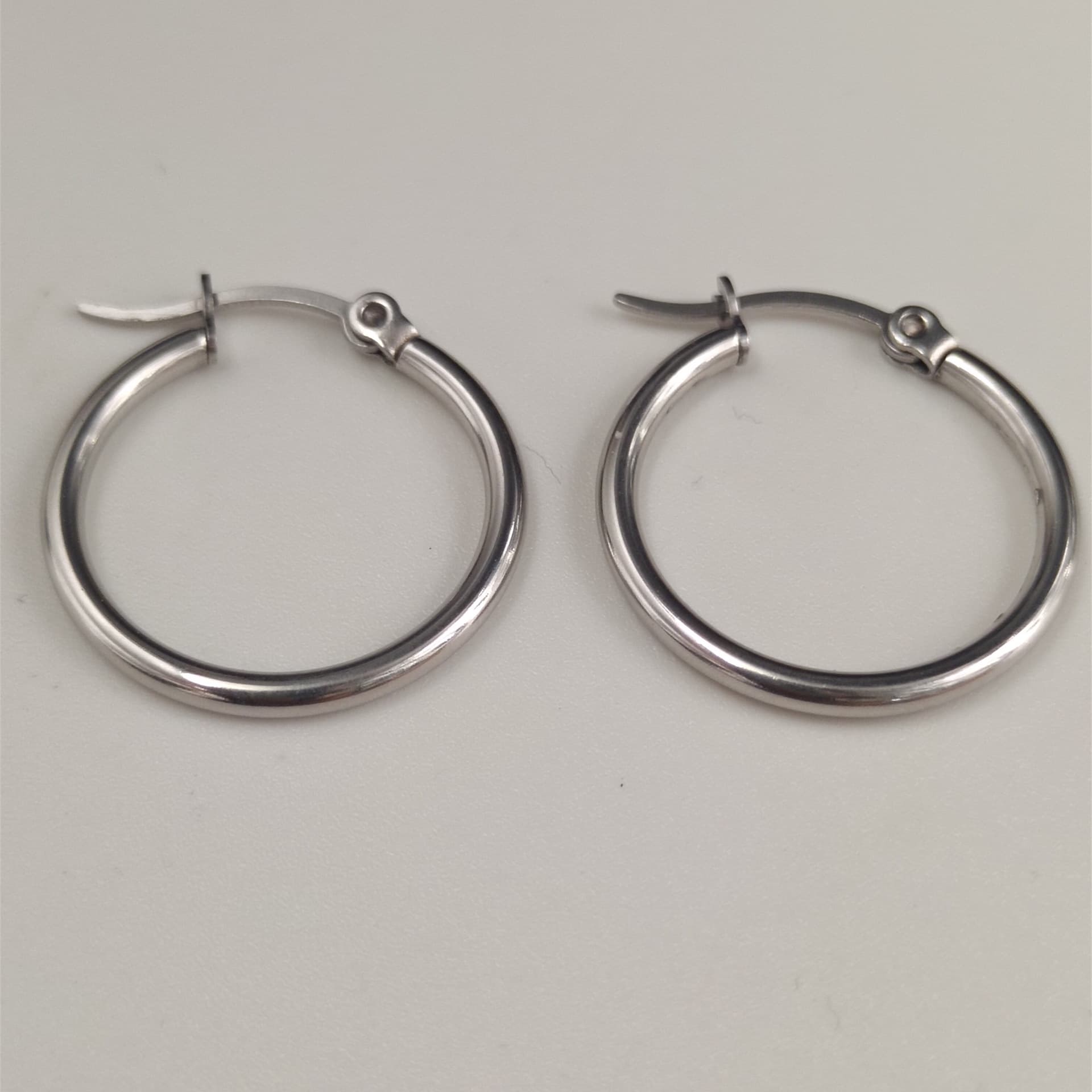 Cross-border new 316 stainless steel circle wire earrings wholesale 6 pairs set of thin ear needle ear coil ear buckle earrings 3
