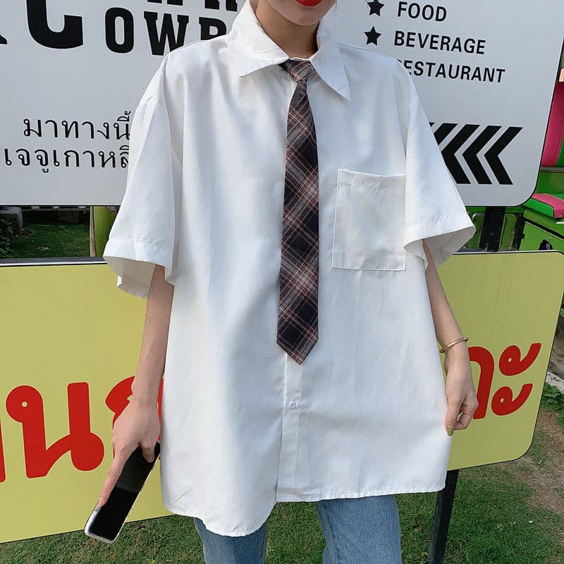 Summer short-sleeved white shirt for female students, loose outer wear, salt spring shirt tops for women, fashionable 2022 new style 5