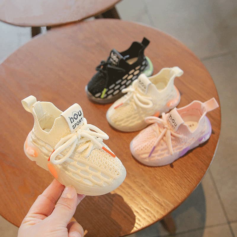 Autumn and winter baby shoes breathable soft-soled coconut shoes for 0 to 6-year-old girls baby mesh knitted toddler shoes 1