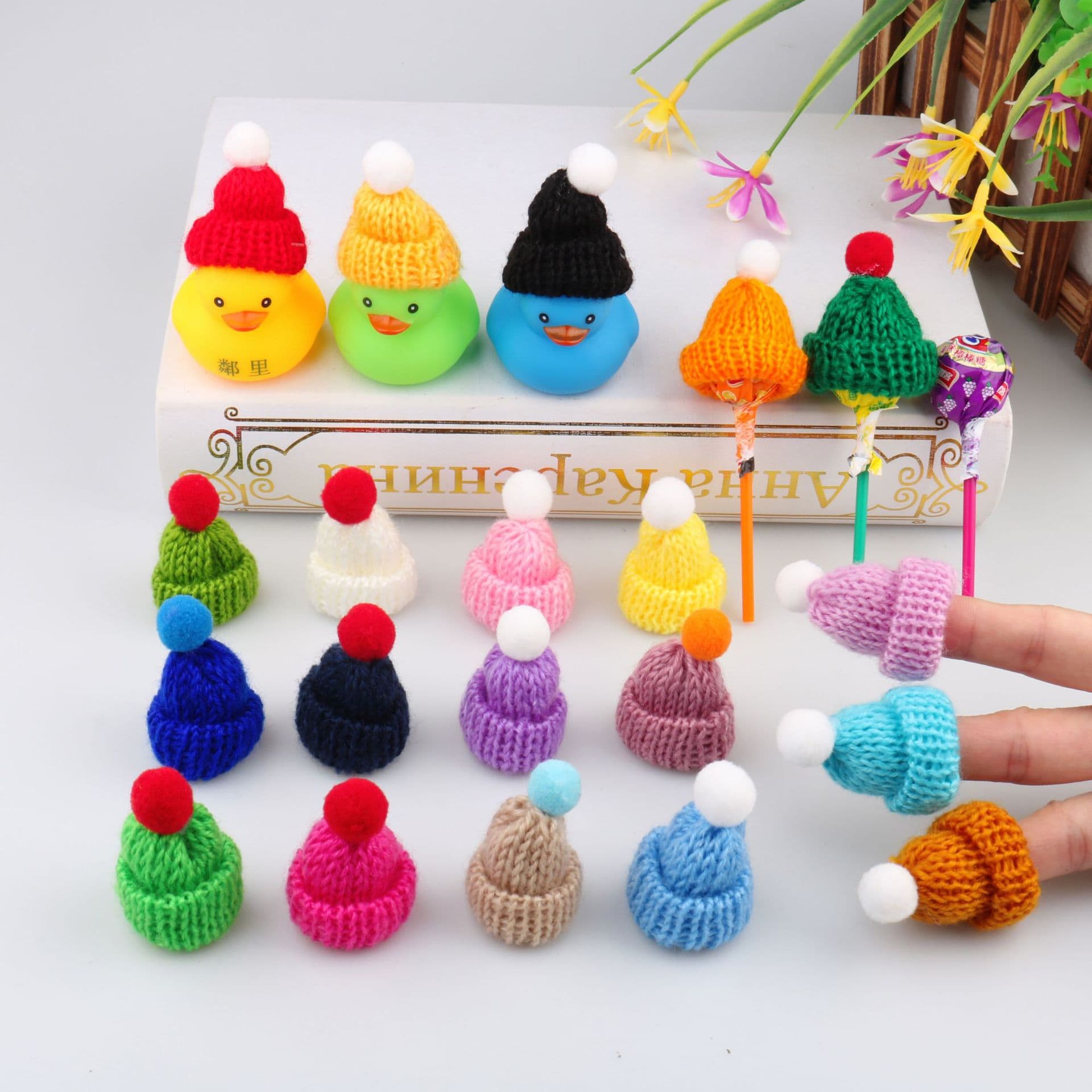 Spot Christmas mini hat diy knitted doll woolen hat accessories finger hat clothing accessories 2