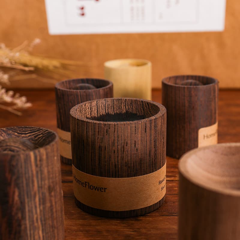 Pure solid wood aromatherapy essential oil diffusion wood ornaments small and exquisite desktop car aromatherapy fragrance diffuser 1