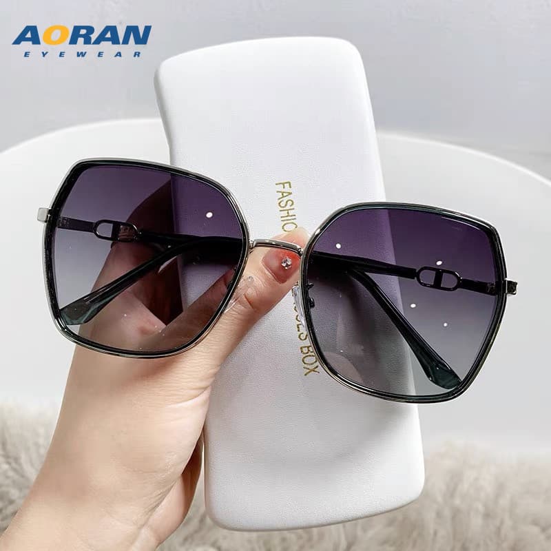 Sunglasses for women summer sun protection and UV protection 2026 new style trendy big face slimming sunglasses advanced sense polarized glasses 9