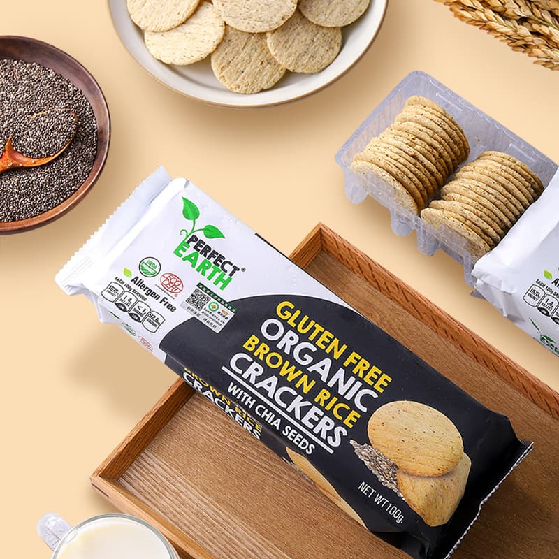 Gluten-free organic brown rice crackers, chia seeds and seaweed, sugar-free, no added wheat, skin-friendly Hashimoto Toshiho snacks 4