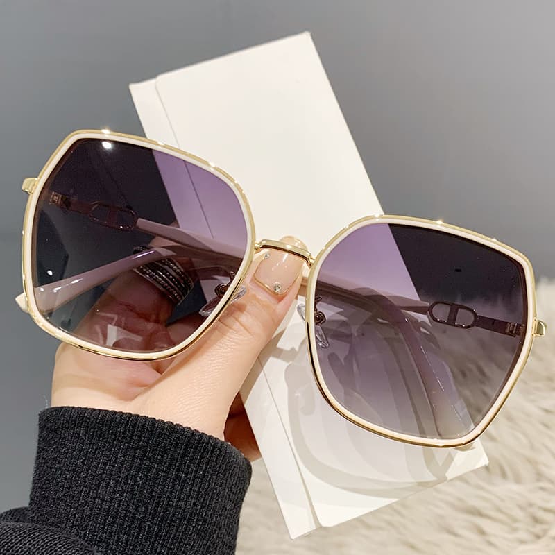 Internet celebrity street style polarized sunglasses for women, fashion trend, starlight flash sunshade glasses, outdoor travel sunglasses 8193 9