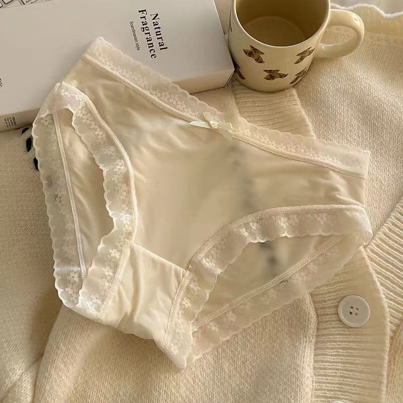 [Butt Mask Pants] Spring and summer color ice silk seamless panties for girls mid-waist pure desire sexy lace girl panties 9