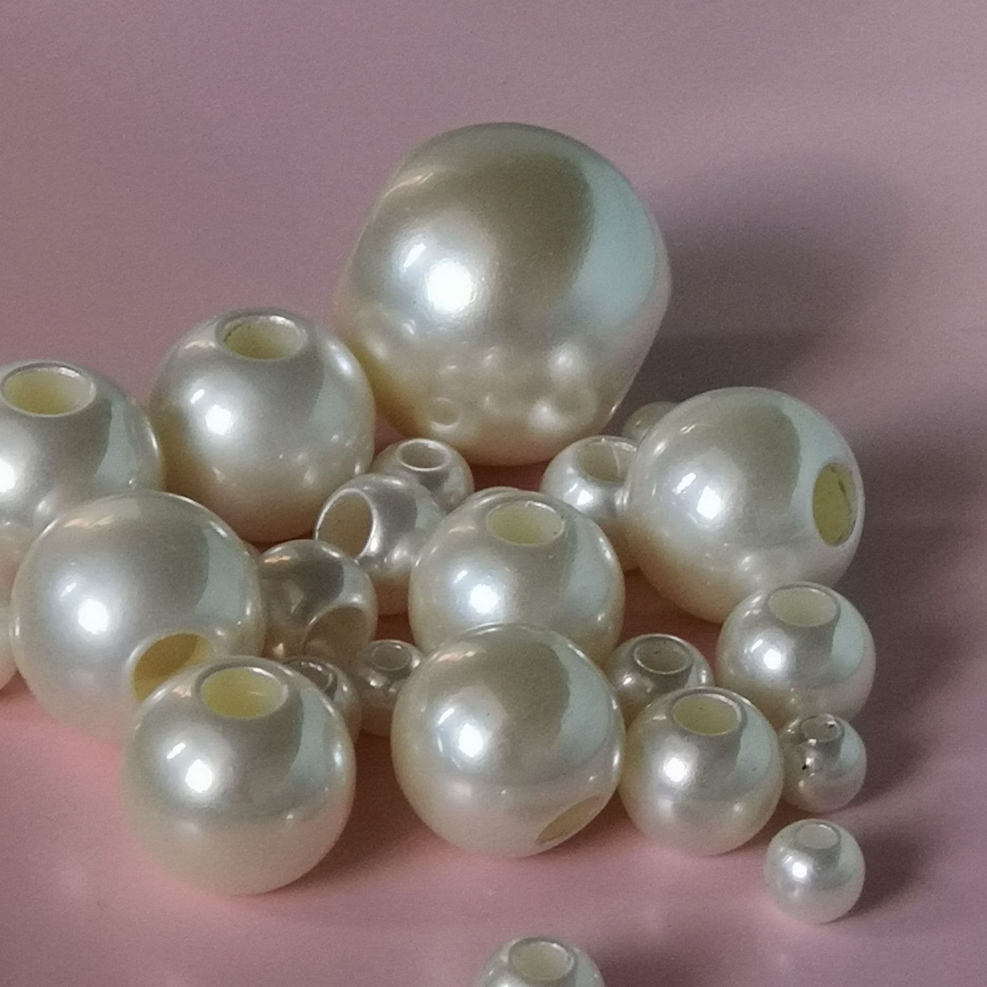 High-quality high-brightness large-hole UV colorful pearlescent white abs imitation pearl luggage hair rope diy perforated loose beads sold by the piece 5