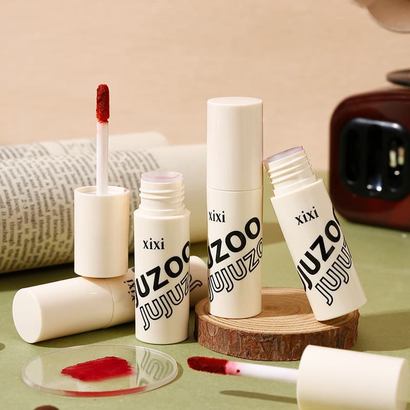 xixi mousse smooth color lip mud matte matte velvet whitening lip glaze for students affordable not easy to fade lipstick 2