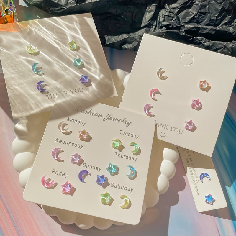 Dreamy colorful stars accompanied by the moon, fresh small earring set, fairy girl earrings, small, clear, super flash, and pierced ears 2