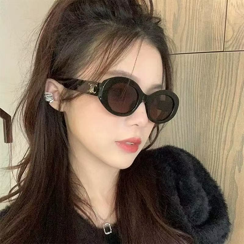 Korean version of retro oval black frame sunglasses 2025 new trendy women ins concave shape white sunglasses internet celebrity model 9