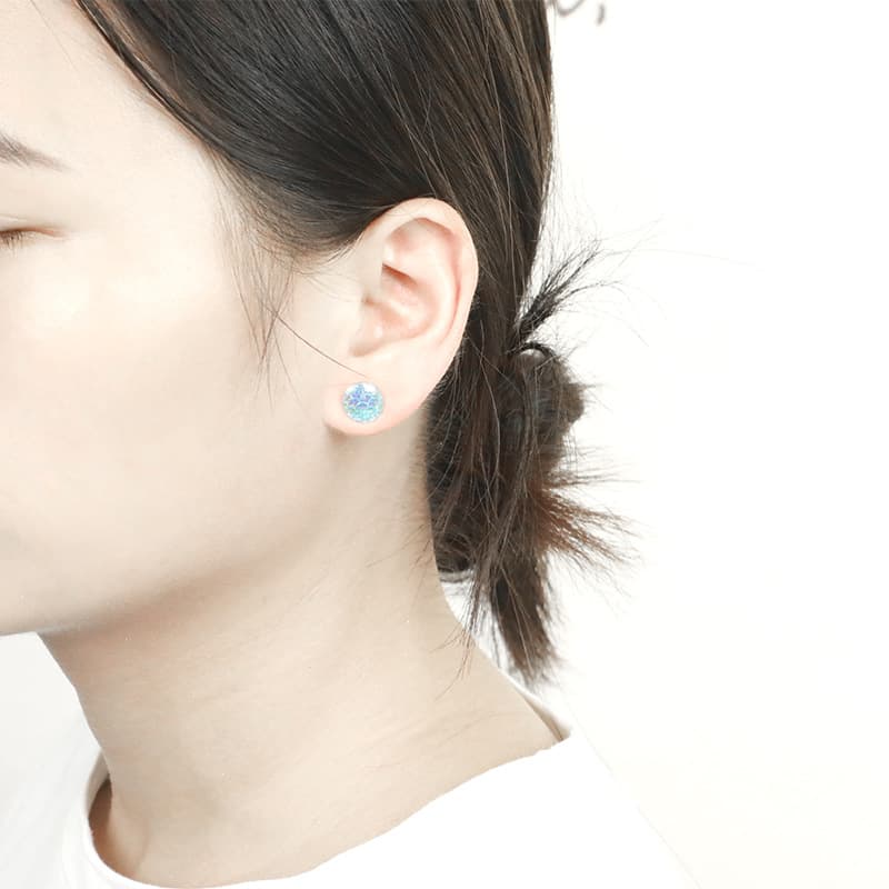 Dopamine Symphony Fish Scale Earrings Cute, Small, Colorful Japanese and Korean Non-pierced Ear Clips Temperament Mermaid Earrings for Women 3