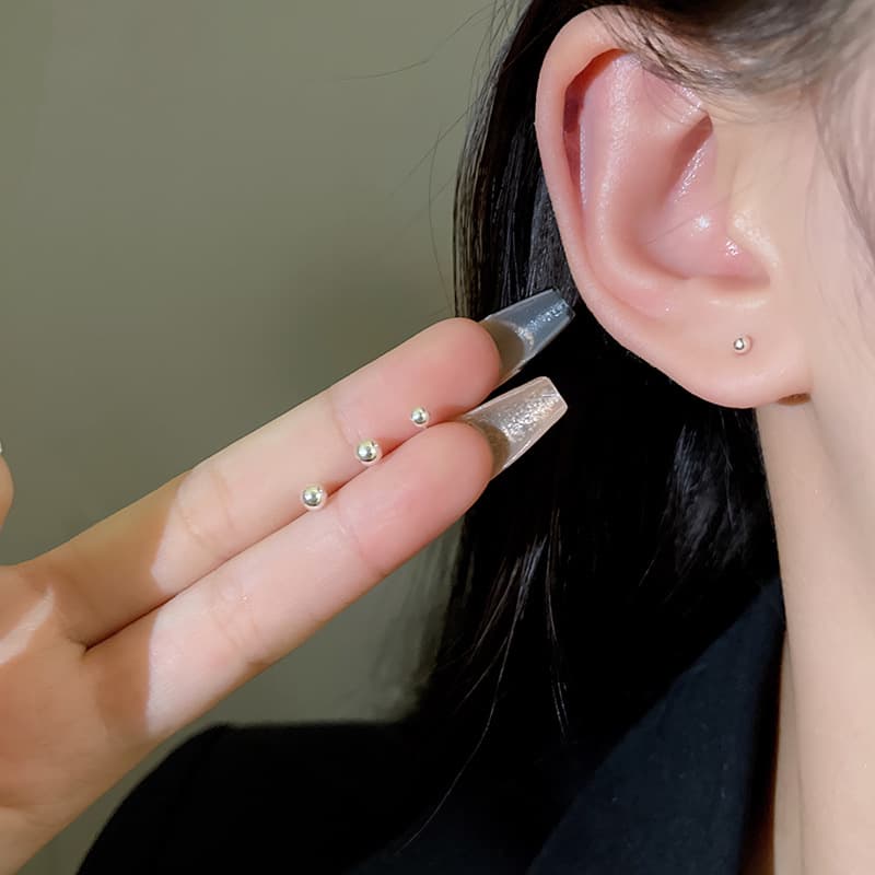 Ball screw screw Internet celebrity Doudou earrings 2024 new round bead ear bone set small and cold style simple earrings 3