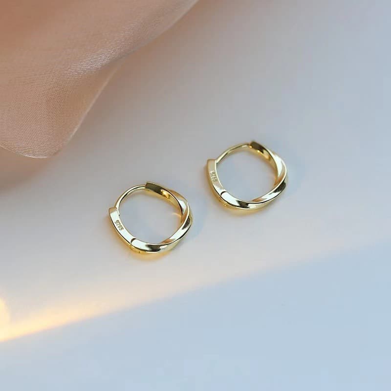 Pure silver ear buckle women's niche design 2023 new trendy earrings earrings high-end silver earrings to support pierced ears earrings 7