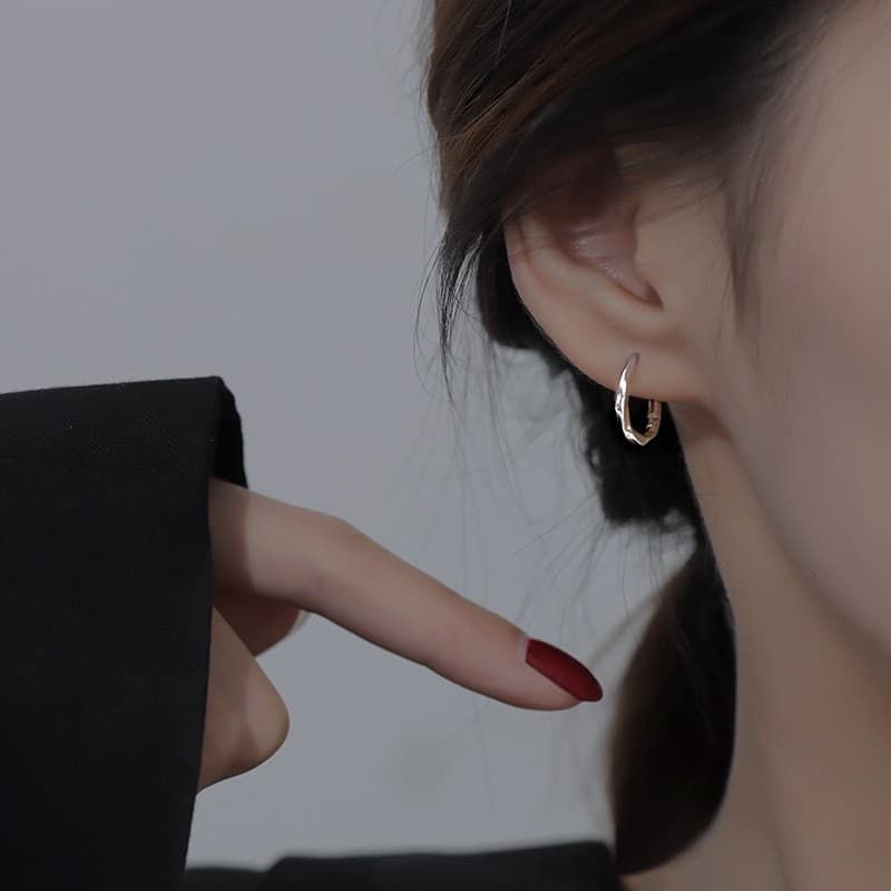 Pure silver ear buckle women's niche design 2023 new trendy earrings earrings high-end silver earrings to support pierced ears earrings 8