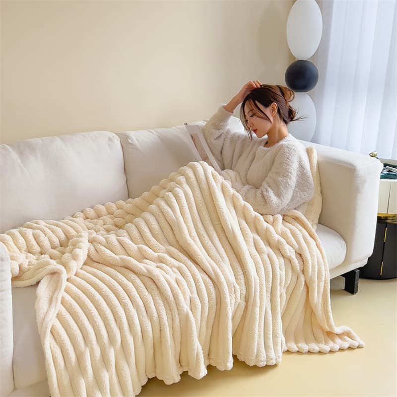 Solid color thickened warm rabbit plush blanket high weight flannel blanket milk velvet cover blanket nap blanket sofa blanket 4