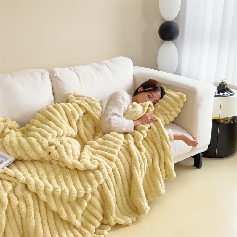 Solid color thickened warm rabbit plush blanket high weight flannel blanket milk velvet cover blanket nap blanket sofa blanket 10