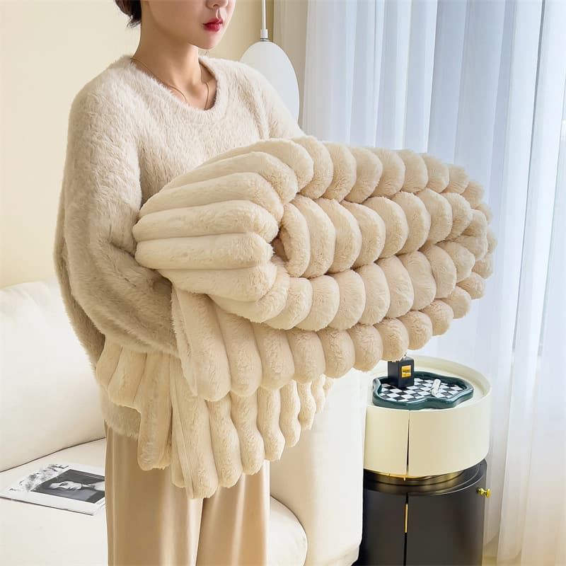 Solid color thickened warm rabbit plush blanket high weight flannel blanket milk velvet cover blanket nap blanket sofa blanket 1