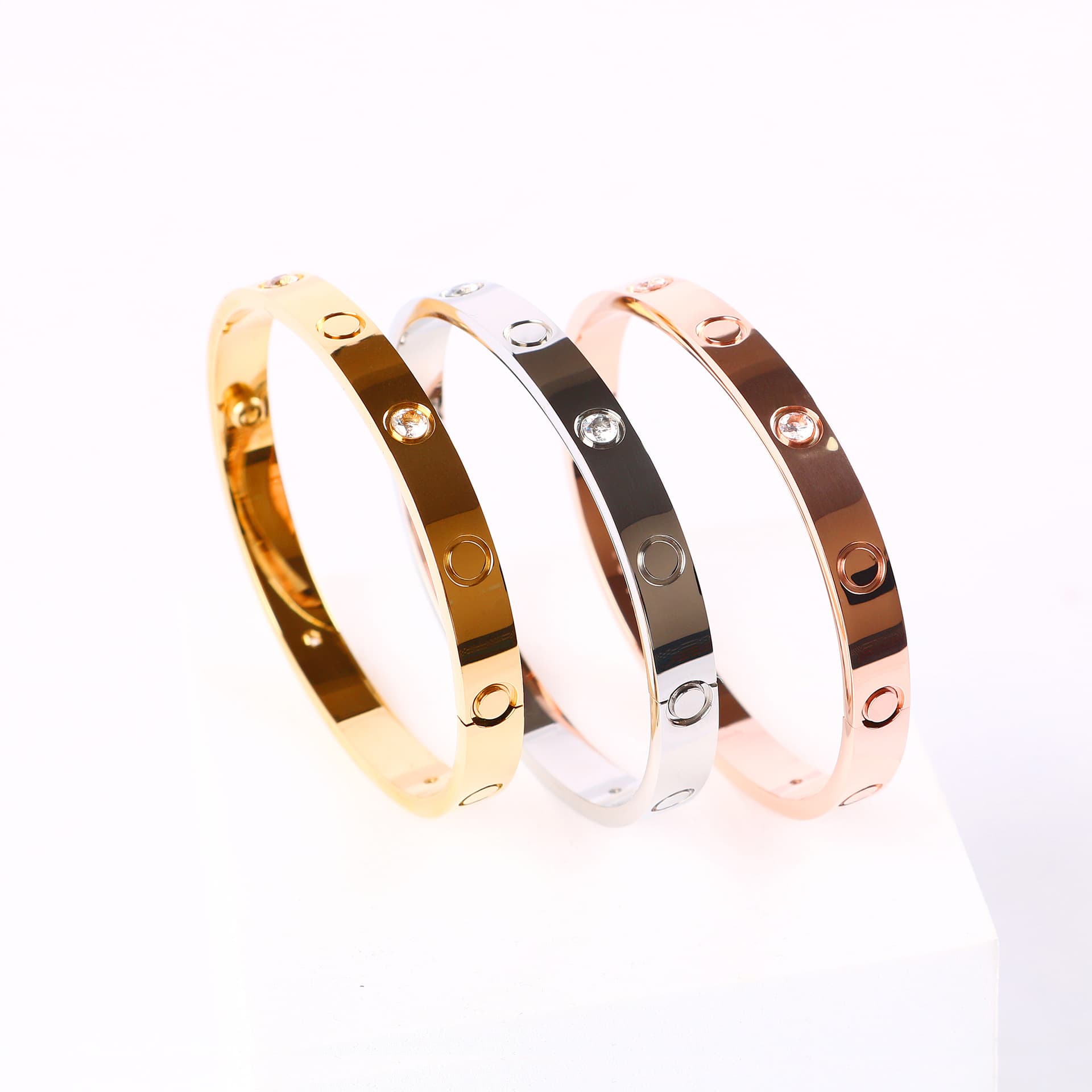 Factory supply card plus bracelet LOVE screwdriver bracelet couple titanium steel rose gold electroplating bracelet cross-border hot sale 4