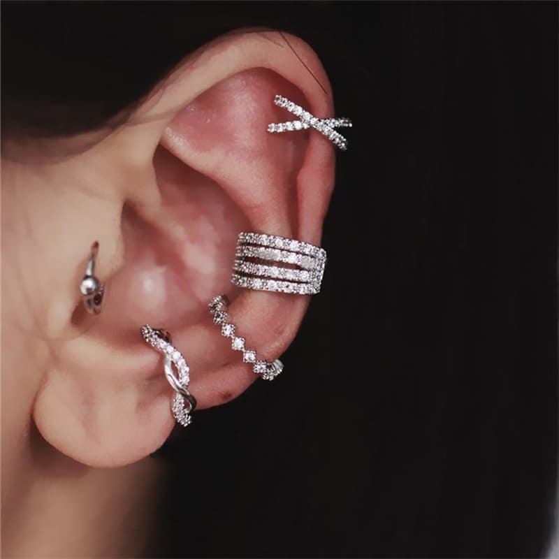 Popular European and American zircon non-pierced cartilage ear clips, full diamond pain-proof non-pierced ear clips, cross-border popular earrings 1