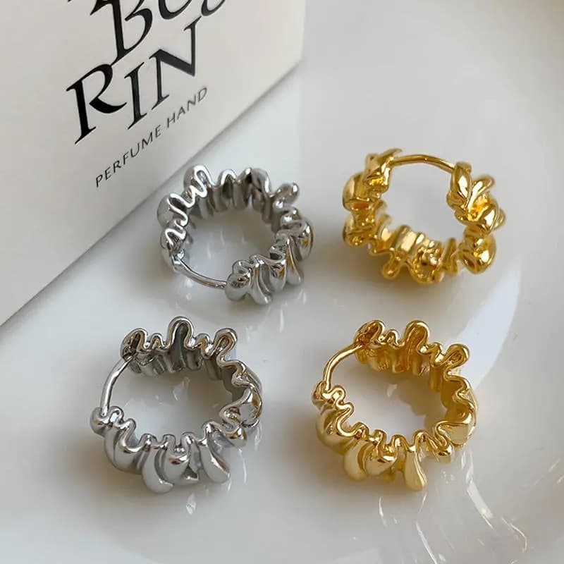Irregular geometric element earrings, high-end retro irregular wavy pleated earrings, versatile ear jewelry wholesale 3