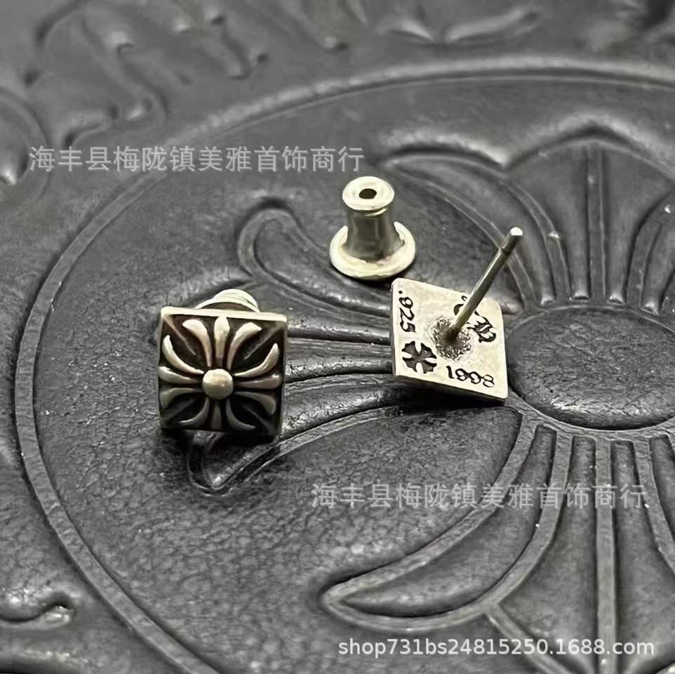 Trendy brand Crow Square Cross Earrings Cross Flower Ear Bone Skull Man S925 Silver Needle Factory Wholesale 2