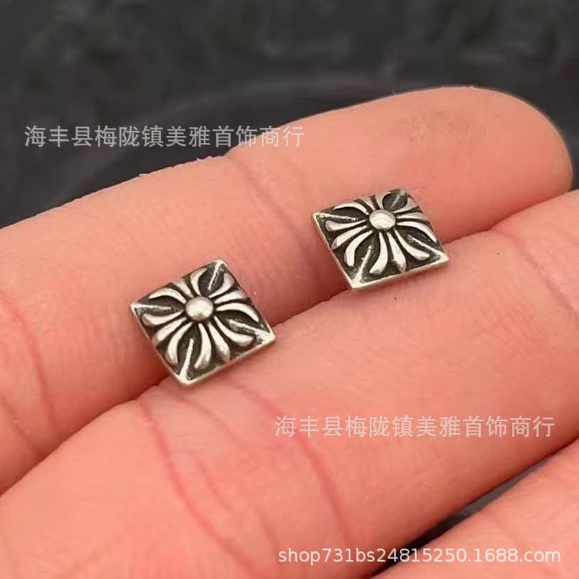 Trendy brand Crow Square Cross Earrings Cross Flower Ear Bone Skull Man S925 Silver Needle Factory Wholesale 5